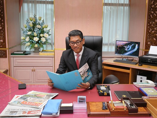 Besar 2019 menteri perak Perak bukan