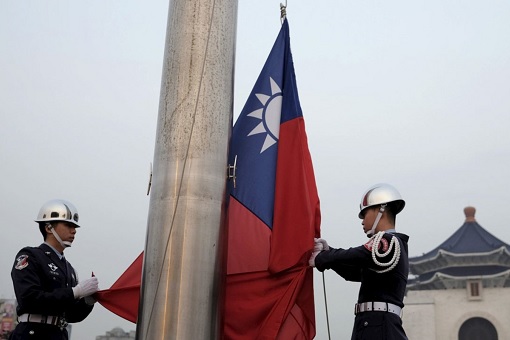 Taiwan Flag Unleashing