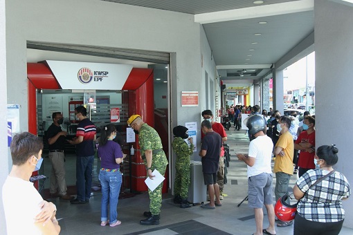 EPF KWSP Retirement Fund - Long Queues Withdrawing Account 3