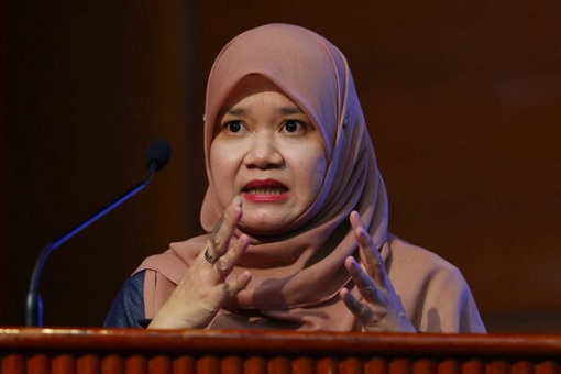 Education Minister Fadhlina Sidek - Clueless
