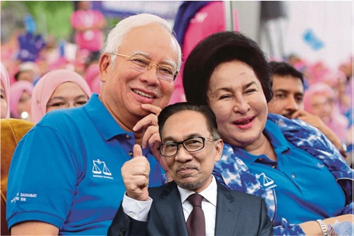 Najib Razak and Rosmah Mansor - Anwar Ibrahim Thumbs Up