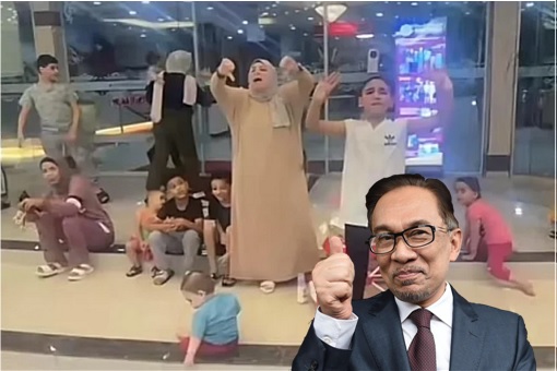 Palestinian Refugees Run Amok Throw Slippers in Malaysia - Anwar Ibrahim