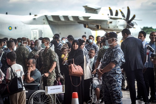 Palestinians Arrival in Malaysia - Armed Forces